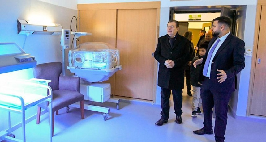 Gerardo Zamora inauguró una nueva sala de internación pediátrica en el Hospital de Frías