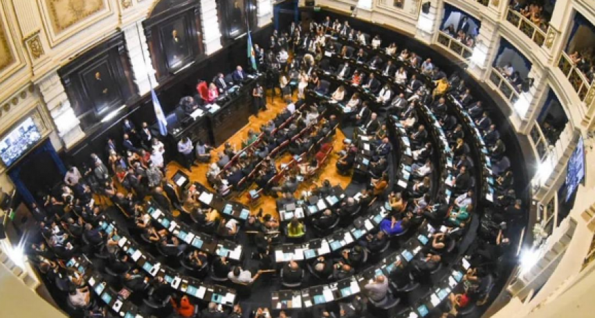 El divorcio entre política y sociedad