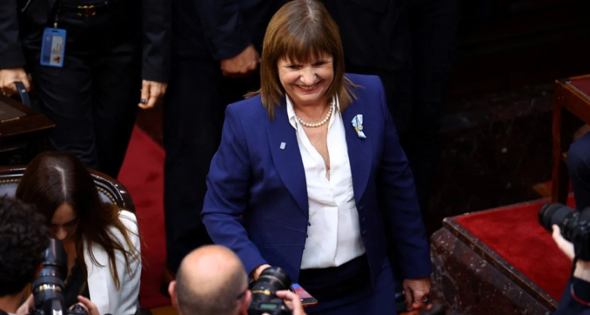 Bullrich habr&iacute;a presentado su renuncia por el desacuerdo de Milei en el pliego de una jueza