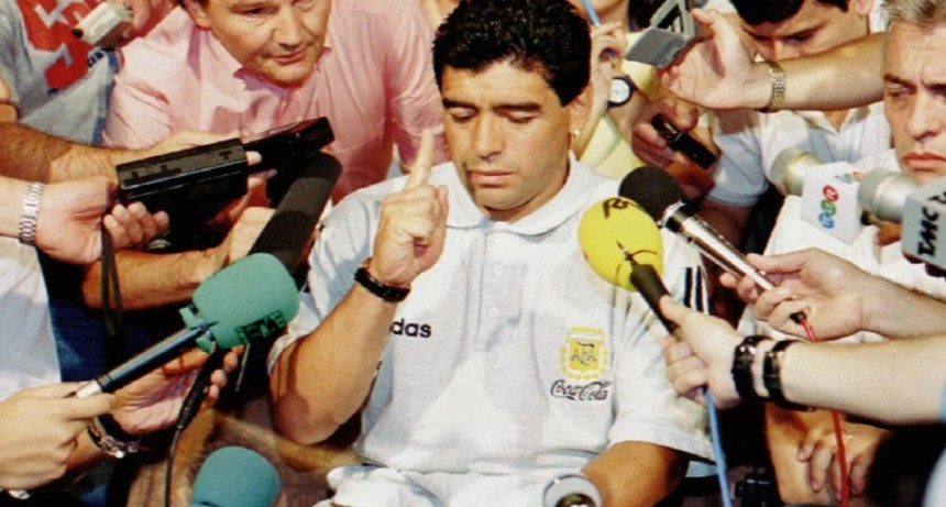 El d&iacute;a que el poder le cort&oacute; las piernas a Maradona en Dallas