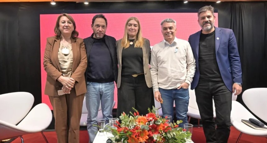 El Partido Socialista impulsa una alternativa para 2027 con consenso de un amplio arco opositor