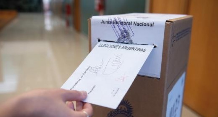 Elecciones 2023: la Justicia Electoral habilitó 27 fórmulas presidenciales