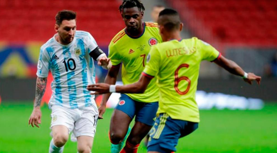 Árbitro brasileño para la final de la Copa América entre Argentina y Colombia