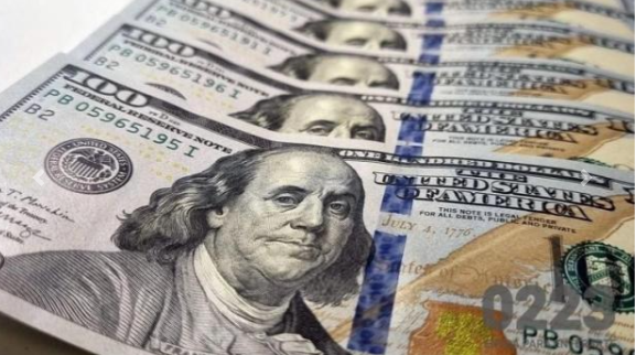 El Gobierno flexibiliza el cepo cambiario: ¿Quiénes pueden volver a comprar dólares?
