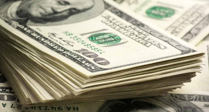 El dólar blue superó un nuevo récord: a cuánto cerró el primer día de julio