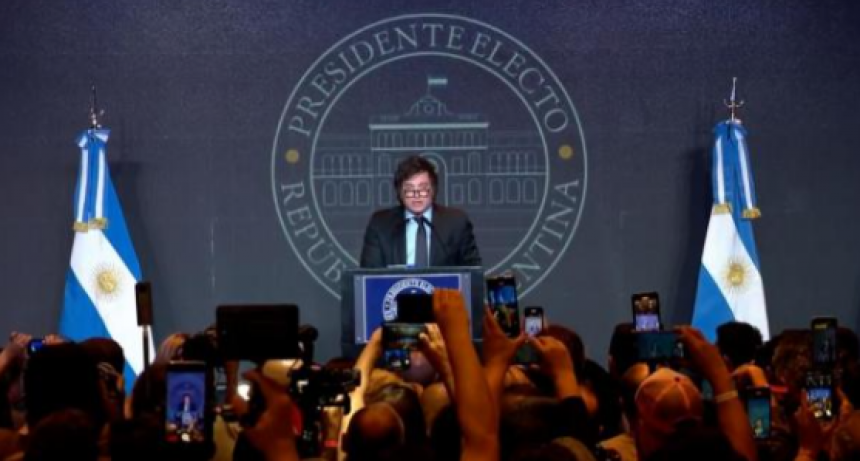 El Presidente Milei convocó a gobernadores, expresidentes y líderes de los principales partidos a la firma del Pacto de Mayo en Tucumán