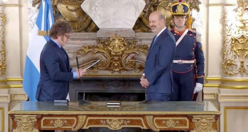 Sturzenegger juró como nuevo ministro de Desregulación y Transformación del Estado