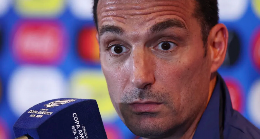 La tajante respuesta de Lionel Scaloni sobre un posible gol del Dibu Martínez