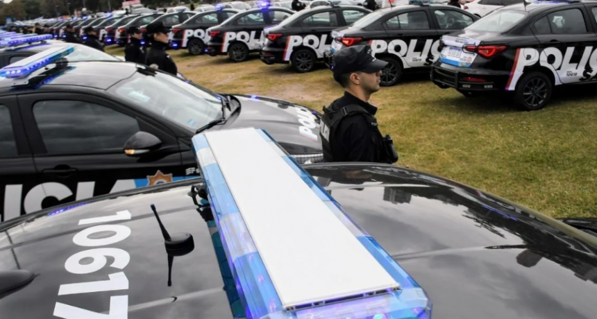 Instruyen a la policía de Santa Fe para aumentar averiguación de antecedentes