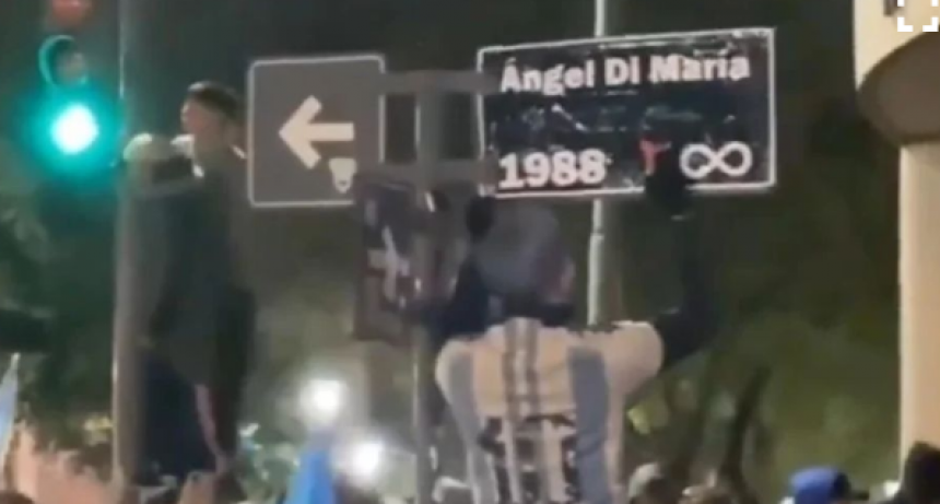 Una esquina de Santa Fe cambió de nombre por Di María y Messi