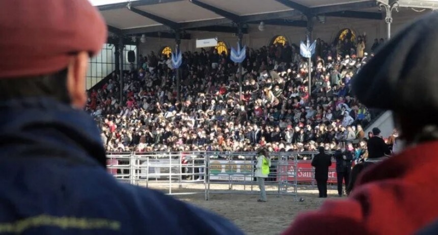 CRA mete presión antes del discurso presidencial en Palermo 
