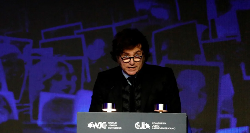 Ana Iparraguirre: 