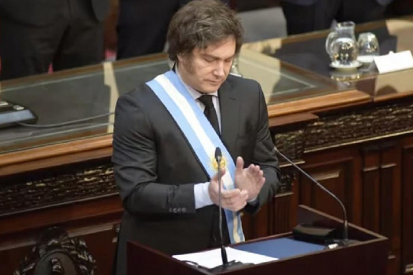 No habrá tiempos de paz: el Senado va a la guerra con Milei