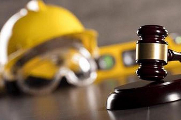 La industria del juicio versus la generación de empleo ¿quién gana hoy?