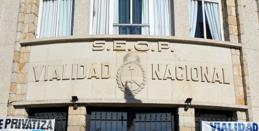 El sector de la construcción cruzó a Milei por el cierre de Vialidad: 