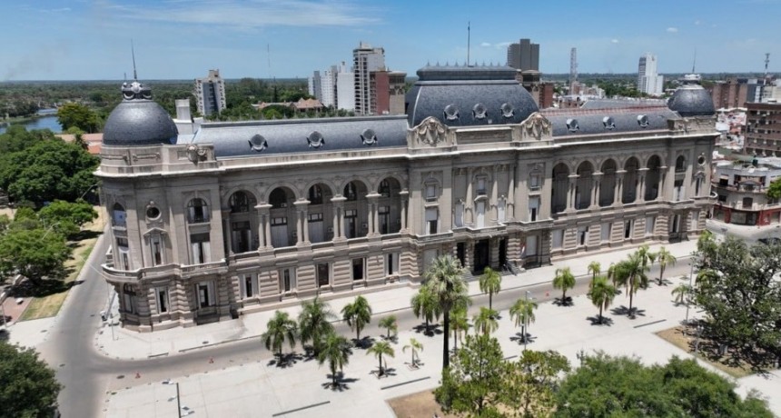 Santa Fe obtuvo financiamiento internacional por 83 millones de dólares para obras hídricas y eficiencia energética