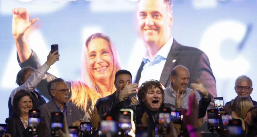 Javier Milei celebró una encuesta y aseguró que en las elecciones de octubre 