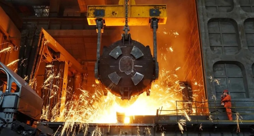 Seg&uacute;n el INDEC, subi&oacute; la producci&oacute;n de acero, pero las importaciones chinas siguen complicando a la industria local