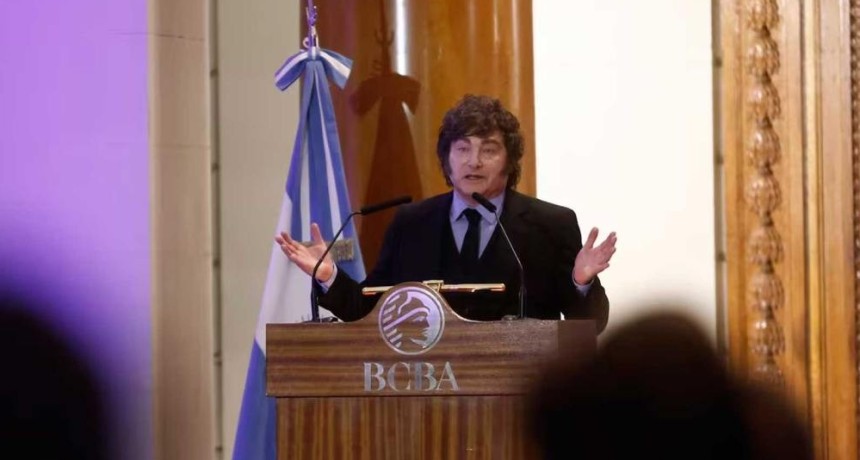 Milei confirm&oacute; que buscar&aacute; la reelecci&oacute;n en 2027: 