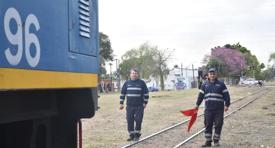 Pullaro se mostró sorprendido por el fin del proyecto de tren Santa Fe - Laguna Paiva