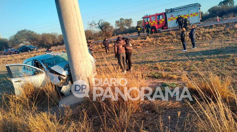 Trágico accidente en Ruta 89: un muerto y tres docentes graves al impactar contra una columna