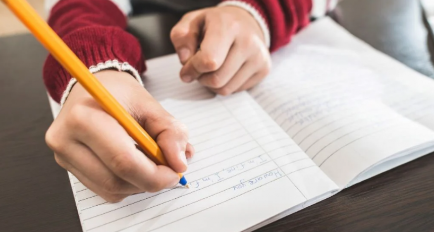 Qué revela sobre el carácter de una persona escribir en mayúsculas