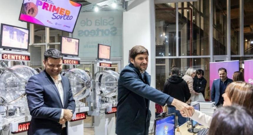 La provincia de Santa Fe realizó el primer sorteo de los créditos hipotecarios Nido