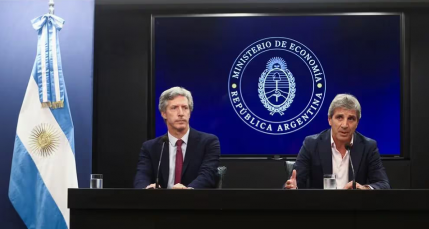 Para conseguir las reservas que le faltan, el Gobierno apuesta más al blanqueo que a cualquier otra fuente de dólares