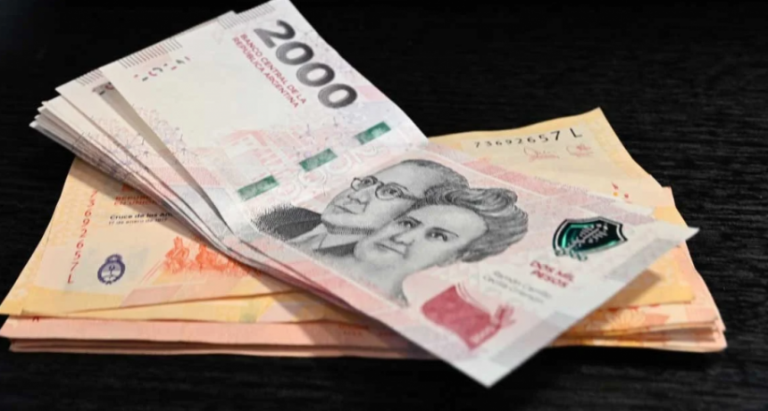 Cronograma de pago de la diferencia de los sueldos de julio 2024 de empleados públicos de Santa Fe
