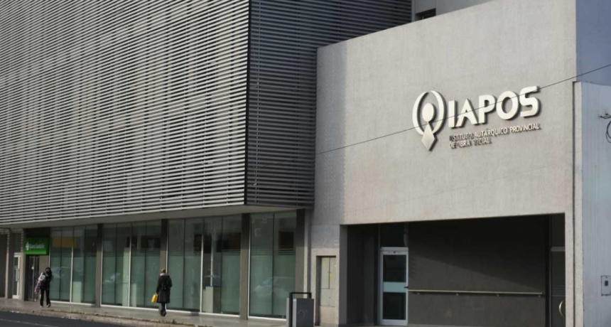 Consulta y bono digital en el IAPOS, y medidas contra médicos que cobran plus