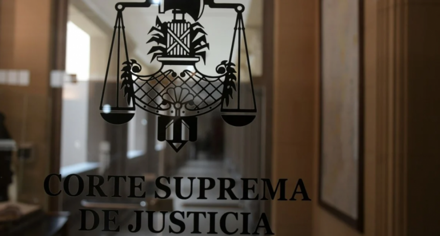 Reforma constitucional: corte impar y reelección del gobernador, entre las sugerencias de la UCR