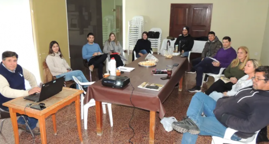 Capacitan en gestión agropecuaria 