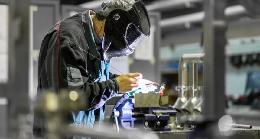 Dos miradas distintas sobre la economía: ¿quién tendrá razón?