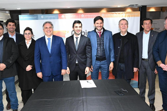 Cinco gobernadores arman un frente electoral para competir contra Milei