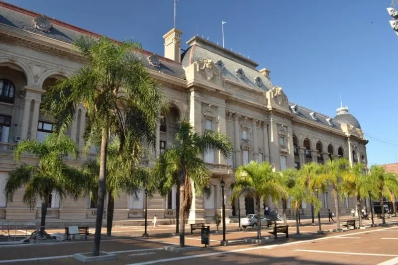 La Convención del 25 empieza a debatir la reelección del gobernador y vice