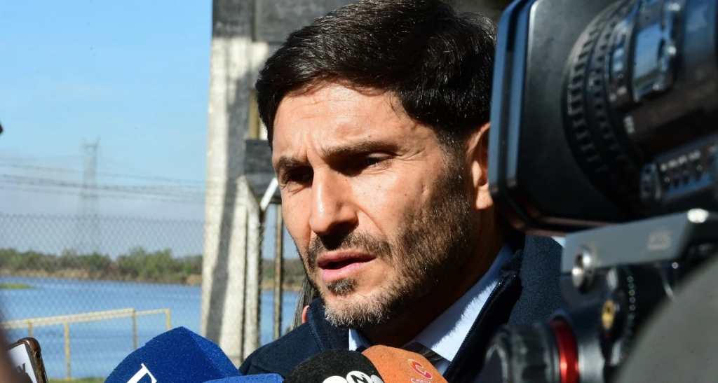 Pullaro pretende hacer una oferta salarial 