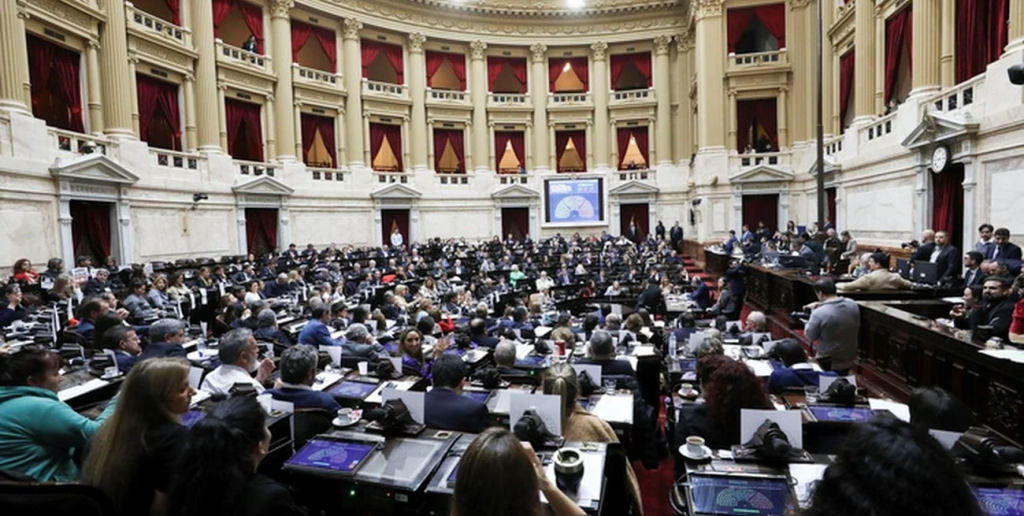 DNU rechazados: el Gobierno avisó que no retrocederá con las reformas