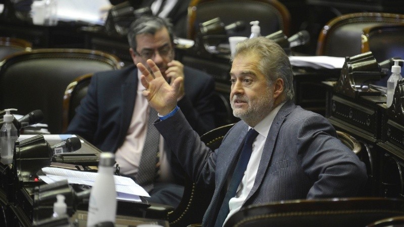 Roberto Mirabella bajó su candidatura para no seguir la “discusión de cargos y lugares”