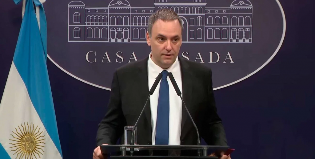 El gobierno enviará un proyecto de ley que garantice el equilibrio fiscal
