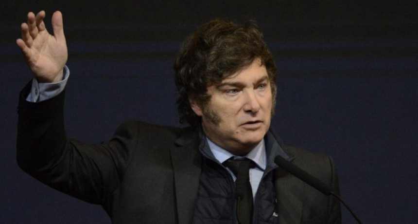 Milei, de campaña en Junín: advertencia de fraude, silencio sobre ANDIS y furcio