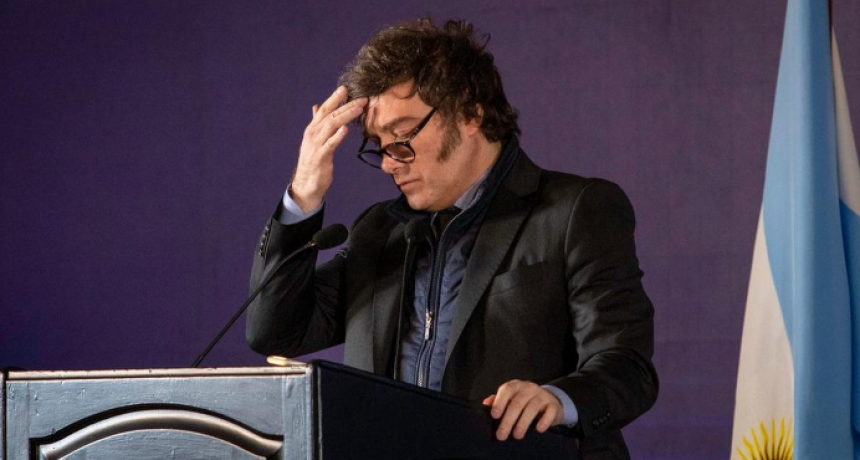 Milei: exceso de pesos y desabastecimiento de palabras