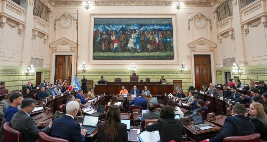 La Caja de Jubilaciones de Santa Fe será “intransferible”: fuerte respaldo político y sindical