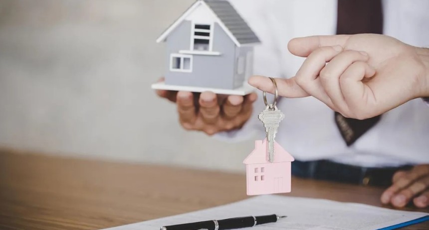 Nuevos cr&eacute;ditos hipotecarios con fondos de ANSES: de cu&aacute;nto es la tasa, qui&eacute;nes pueden acceder y c&oacute;mo anotarse