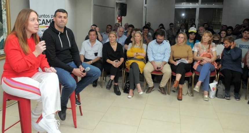 Encabez&oacute; un encuentro con militantes de JxC