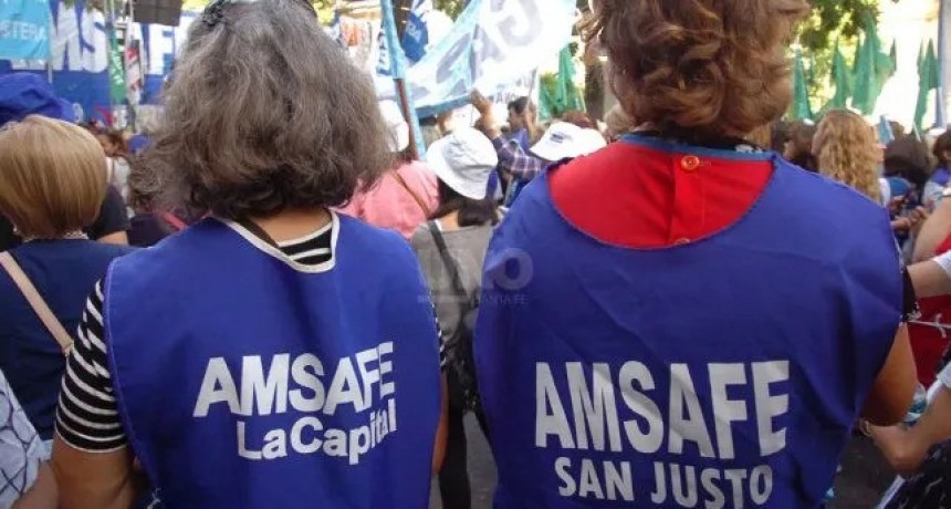 El gobierno provincial descont&oacute; los d&iacute;as de paro a los docentes y Amsaf&eacute; lo rechaza