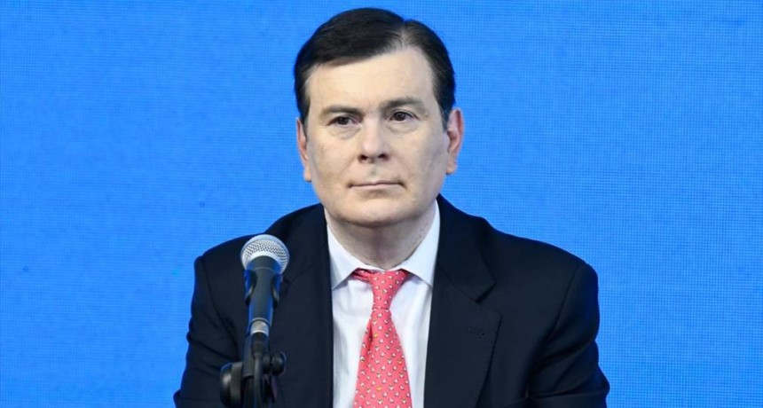 Junto al Presidente, el gobernador pidi&oacute; &ldquo;fortalecer la paz social&rdquo; y defender la democracia