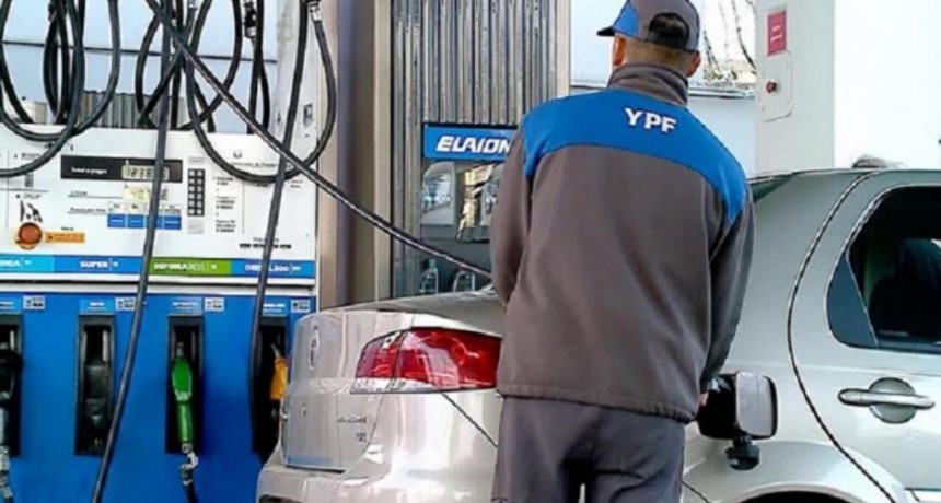 Los combustibles ajustar&aacute;n $5 promedio desde el s&aacute;bado por el incremento de dos impuestos