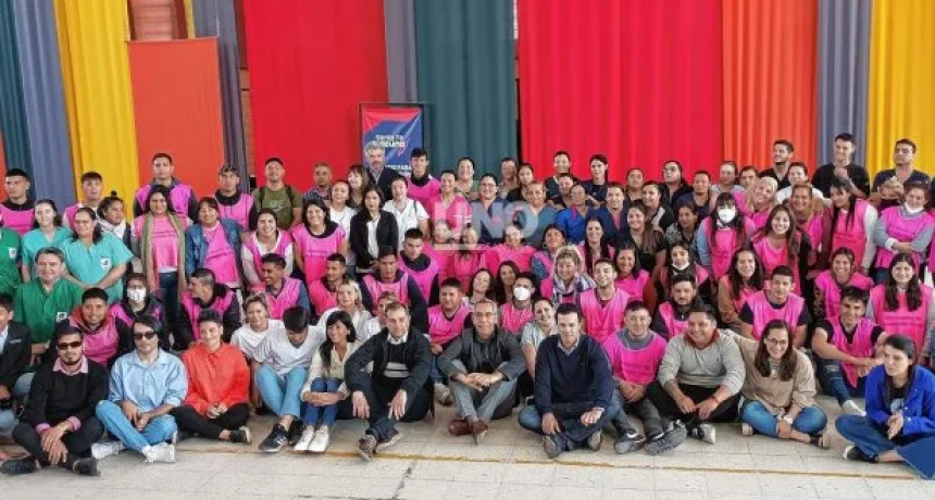 "Queremos agradecer a todos los que hicieron historia en los vacunatorios para Covid"