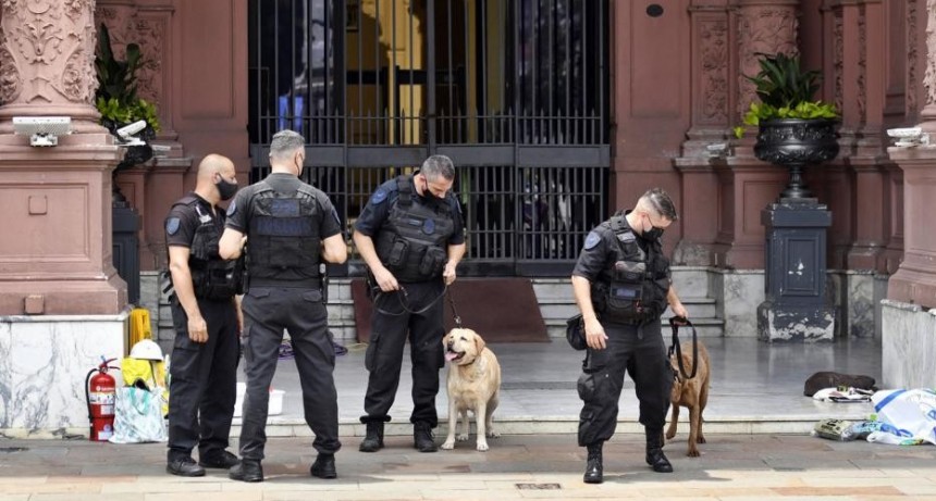 TENSI&Oacute;N: Amenaza de bomba en Casa Rosada