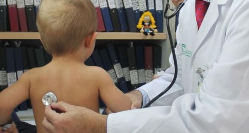 Las consultas pediátricas deberán abonarse desde octubre: 
